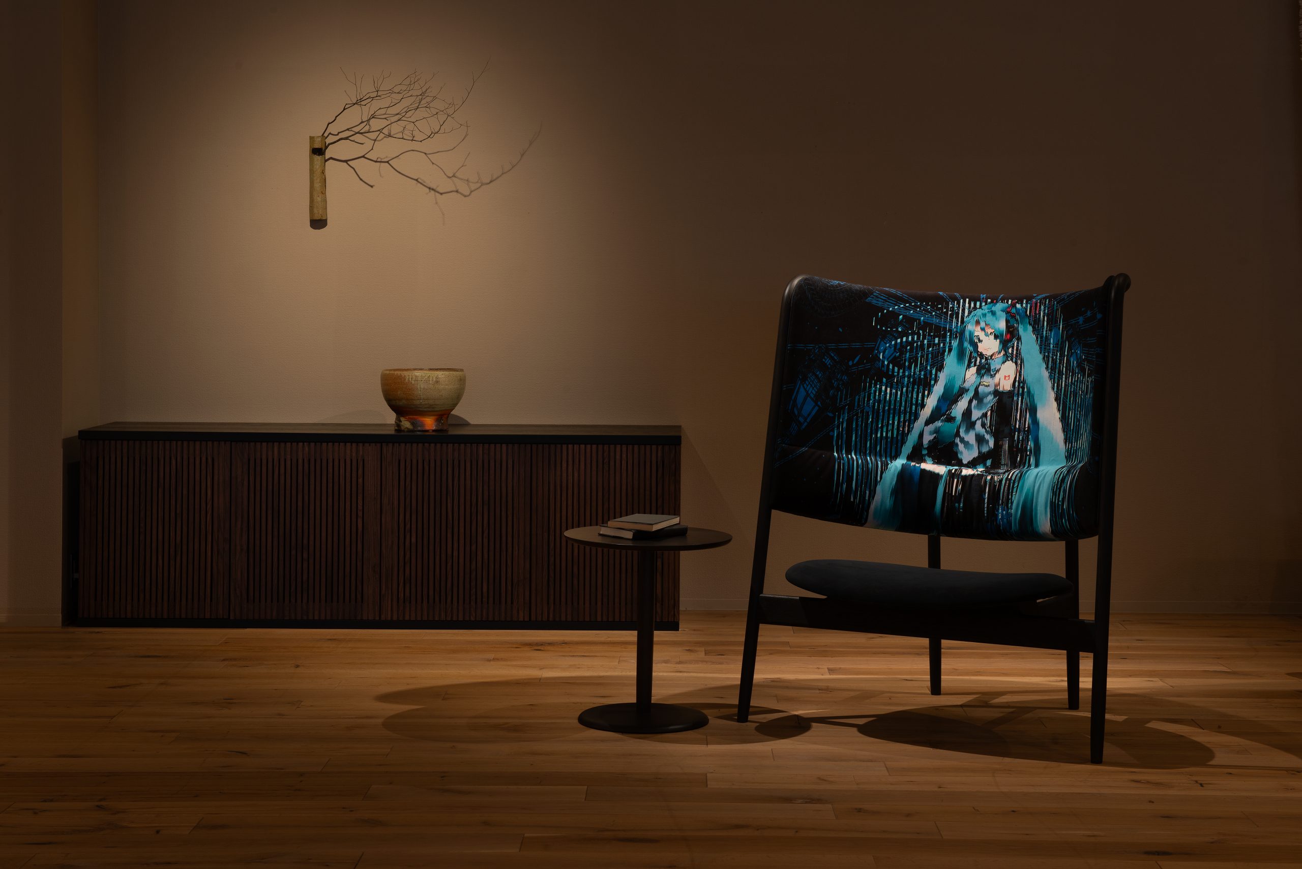 MIKU ART CHAIR Interior
